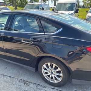 صورة 6 لـ 2016 FORD FUSION S
