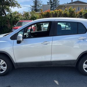 CHEVROLET TRAX LS - 3