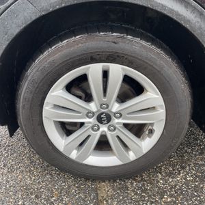 2017 KIA SPORTAGE LX — миниатюра 17