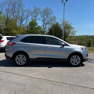 FORD EDGE TITANIUM - 10