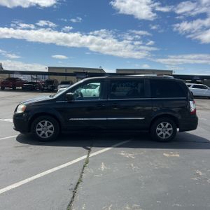 CHRYSLER TOWN & COUNTRY TOURING - 3
