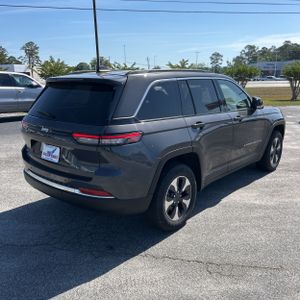 JEEP GRAND CHEROKEE 4XE - 8