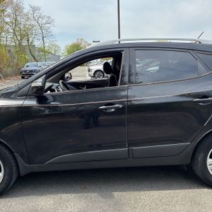 HYUNDAI TUCSON GLS - 4