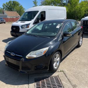 FORD FOCUS SE - 1