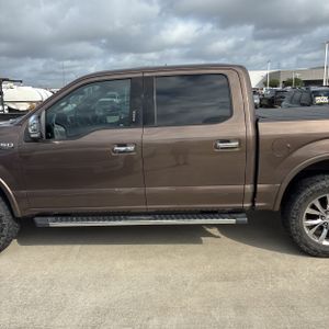 FORD F-150 LARIAT - 3