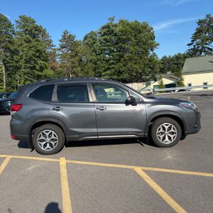2023 Subaru FORESTER PREMIUM — фото 10