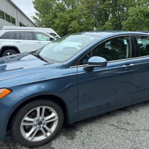 FORD FUSION SE - 2