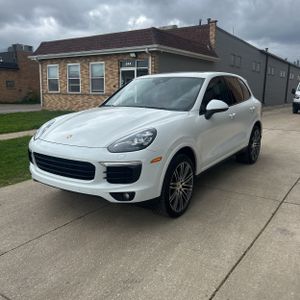 PORSCHE CAYENNE - 1