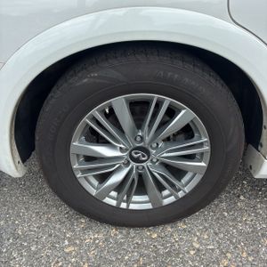 صورة 19 لـ 2021 Infiniti QX80 LUXE