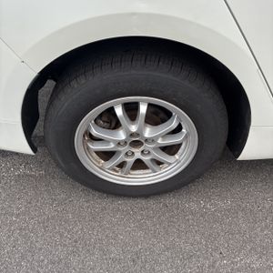 صورة مصغرة 15 لـ 2016 Toyota PRIUS TWO