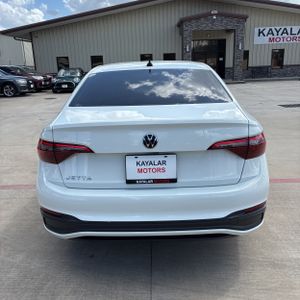 VOLKSWAGEN JETTA SPORT - 7