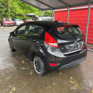 FORD FIESTA SE - 5