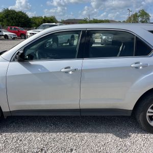 CHEVROLET EQUINOX LS - 4