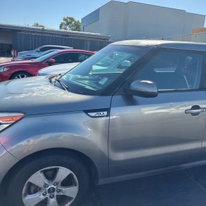 2017 KIA SOUL BASE 照片 2