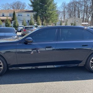 BMW 7-SERIES 740I - 4