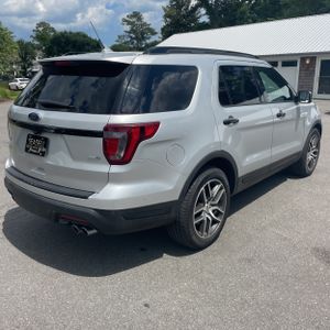 FORD EXPLORER SPORT - 8