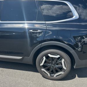 2024 KIA TELLURIDE S photo 6