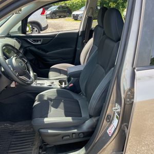 صورة مصغرة 32 لـ 2019 Subaru FORESTER PREMIUM