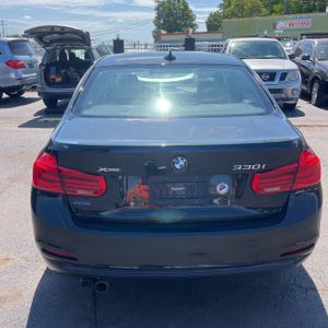 BMW 330I XDRIVE - 7