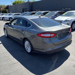 FORD FUSION HYBRID SE - 5
