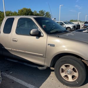 صورة 13 لـ 2001 FORD F-150 XLT