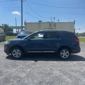 FORD EXPLORER XLT - 3
