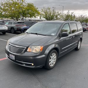 CHRYSLER TOWN AND COUNTRY TOURING - 1