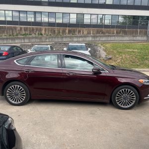 FORD FUSION SE - 10