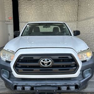 صورة 13 لـ 2017 Toyota TACOMA SR
