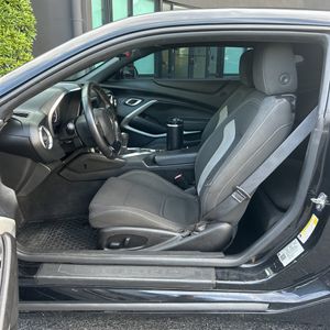 صورة مصغرة 31 لـ 2019 Chevrolet CAMARO LT