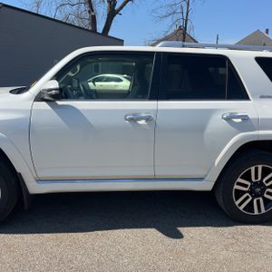 TOYOTA 4RUNNER LIMITED - 4