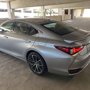 LEXUS ES 300H BASE - 6