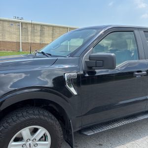 صورة 2 لـ 2023 FORD F-150 XLT