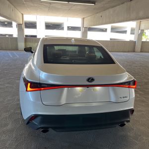 LEXUS IS 300 BASE - 7