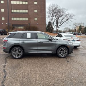 LINCOLN CORSAIR RESERVE - 10