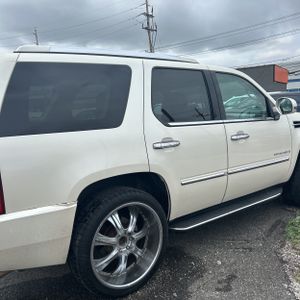 CADILLAC ESCALADE BASE - 9