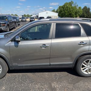 KIA SORENTO LX - 4