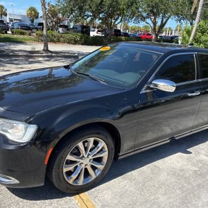 صورة 2 لـ 2020 Chrysler 300 LIMITED