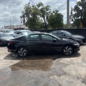 HYUNDAI ELANTRA SEL SPORT - 10