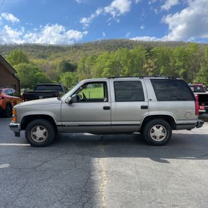 CHEVROLET TAHOE LS - 3