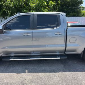 2019 Chevrolet SILVERADO 1500 LT 照片 4