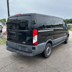 FORD TRANSIT 150 - 8
