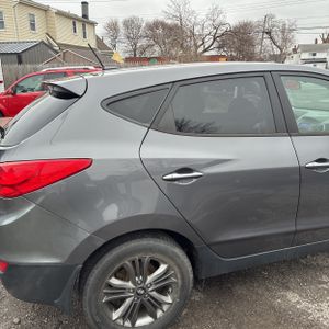 HYUNDAI TUCSON - 9