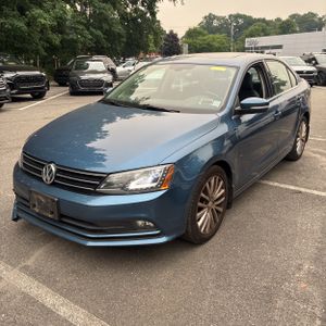 صورة 1 لـ 2016 Volkswagen JETTA 1.8T SEL