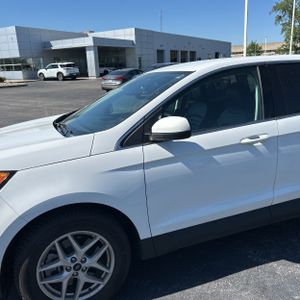 FORD EDGE SEL - 2