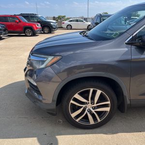 2017 Honda PILOT TOURING 照片 2