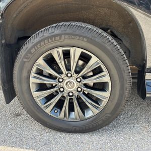 2023 Lexus GX 460 BASE — миниатюра 18
