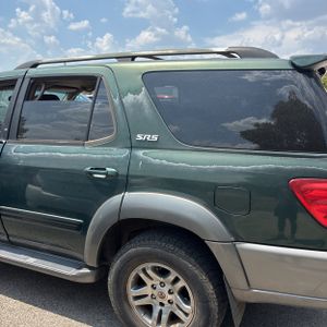 2004 Toyota SEQUOIA SR5 — фото 6