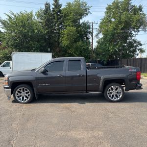 2014 Chevrolet SILVERADO 1500 LT photo 3