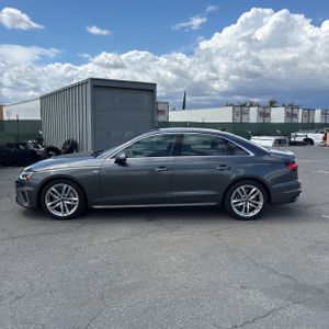AUDI A4 PREMIUM PLUS S LINE - 3